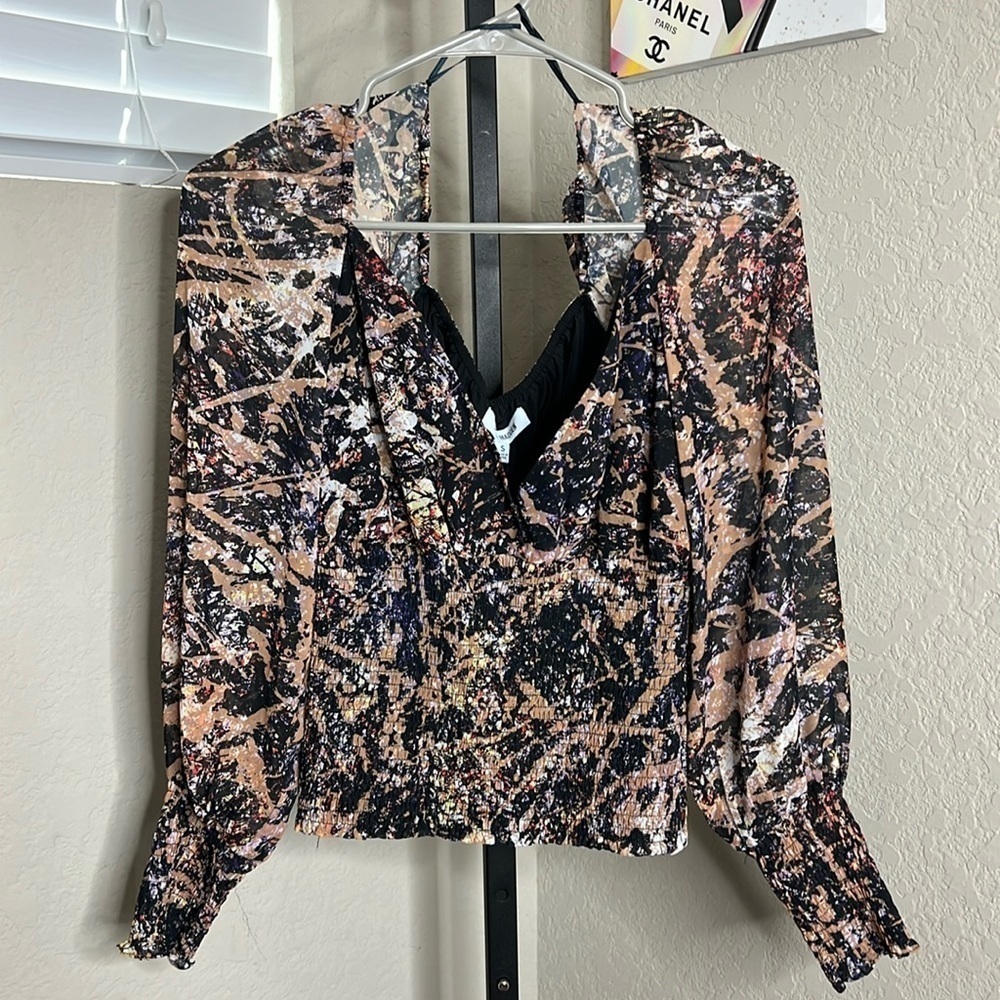 Steve Madden NWT Black Geometric Long Sleeve Top, Size Small